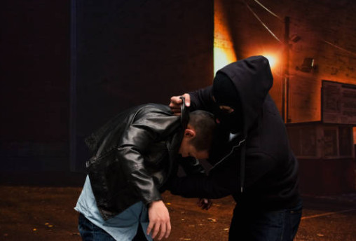 Court Rules Short Movements During Robbery Not Enough for Kidnapping Conviction; Defendant Wins Appeal