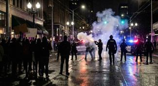 Appeals Court Considers If Police Use of Blast Balls on Recording Protesters Is Unconstitutional &nbsp; &nbsp; &nbsp; &nbsp; &nbsp; &nbsp; &nbsp; &nbsp; &nbsp; &nbsp; &nbsp;